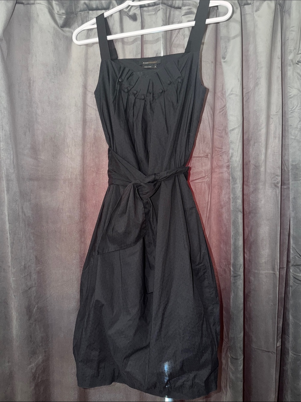 BCBGMaxAzria Black Sleeveless Tie-Waist Midi Dress